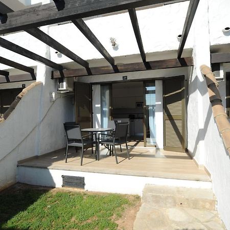 Orange Park Estudio Jardin Vista Piscina ベニカシム エクステリア 写真
